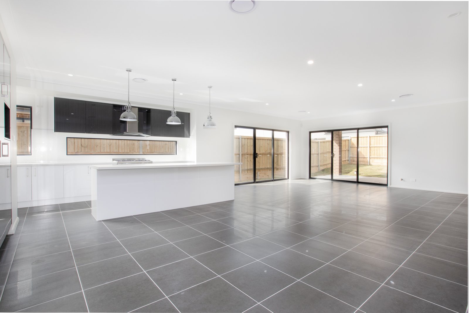 4 Marjoram Street CHISHOLM 5