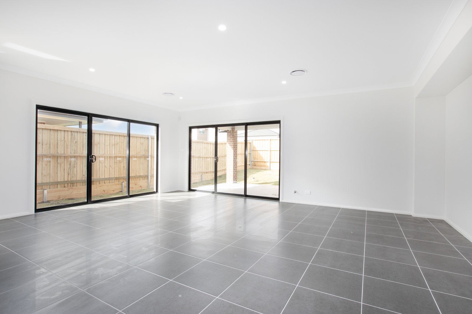 4 Marjoram Street CHISHOLM 6