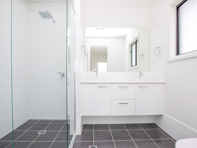 4 Marjoram Street CHISHOLM 21
