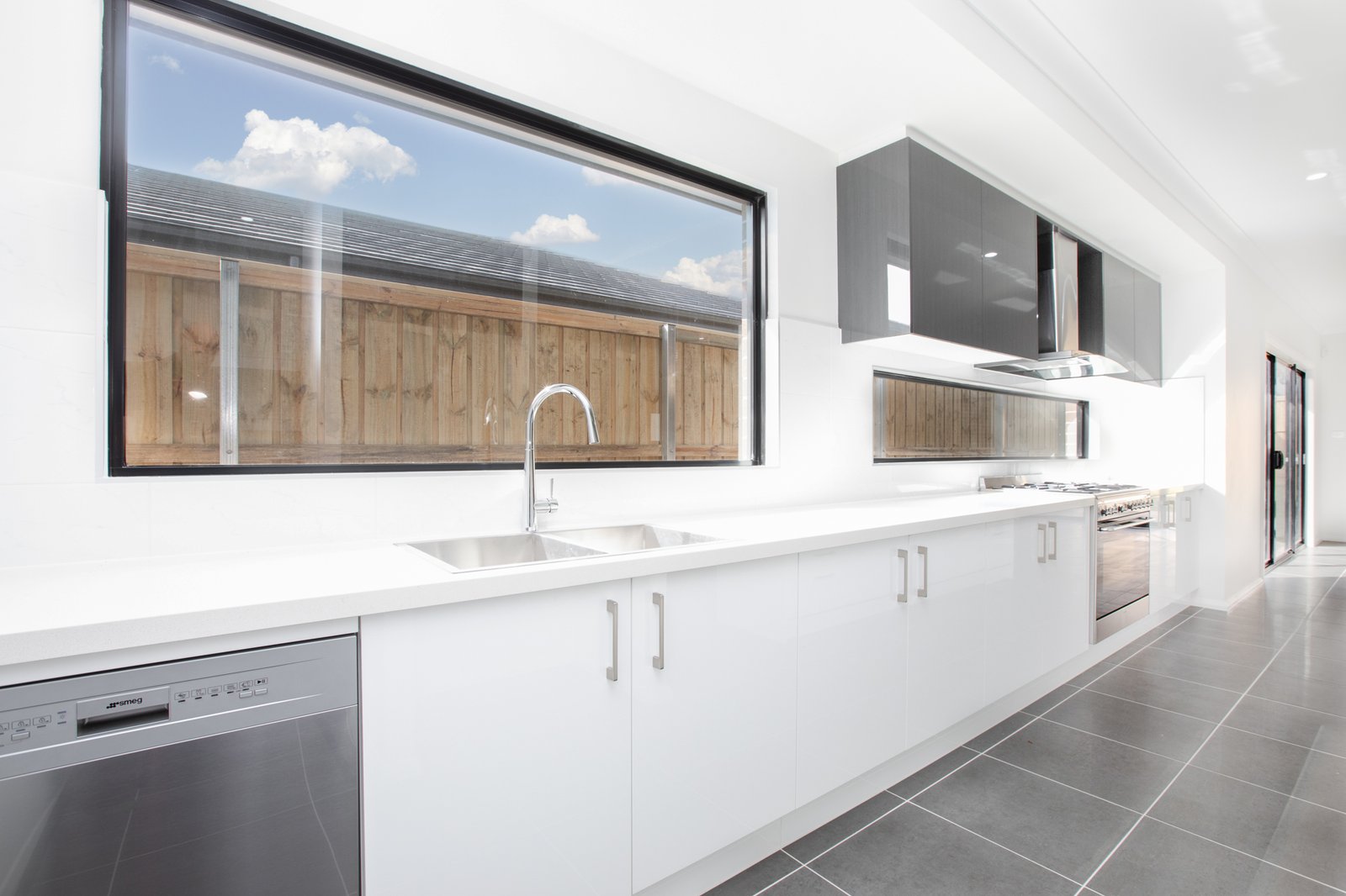 4 Marjoram Street CHISHOLM 11