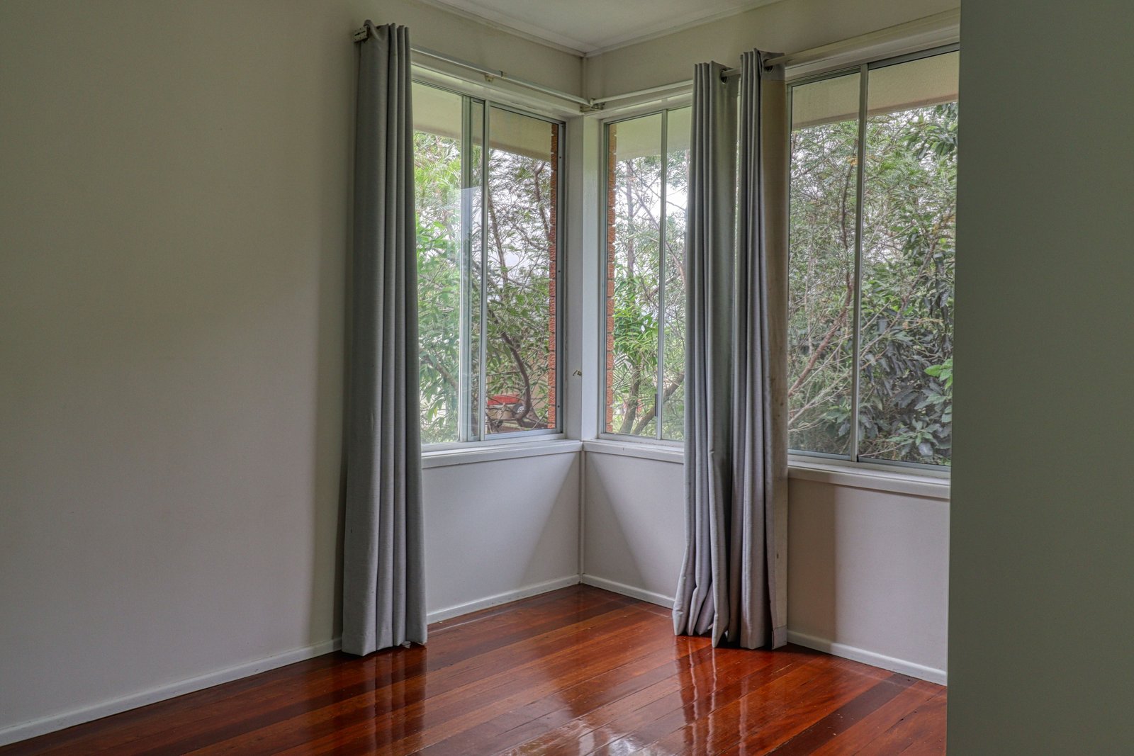 4 Marwick Street GENEVA 7