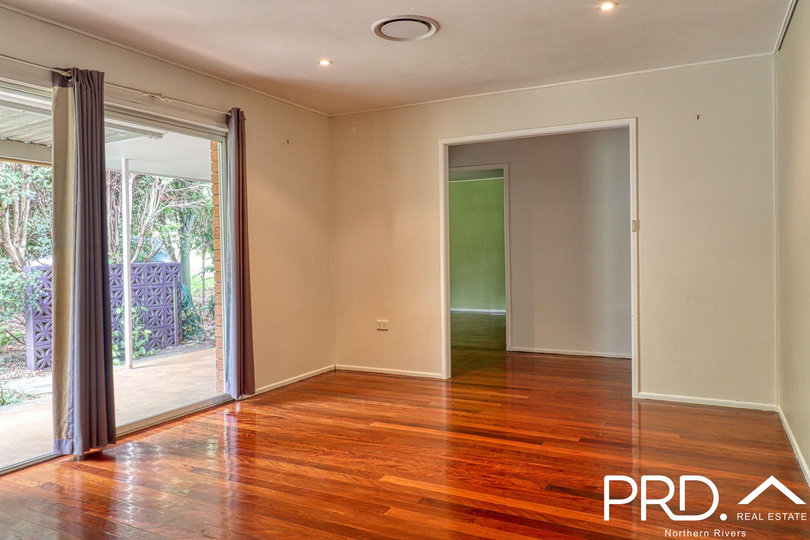 4 Marwick Street GENEVA 3