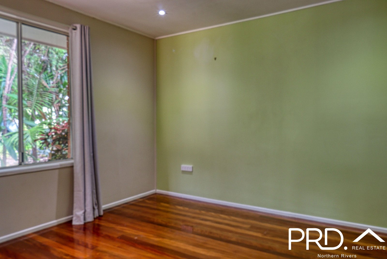 4 Marwick Street GENEVA 5