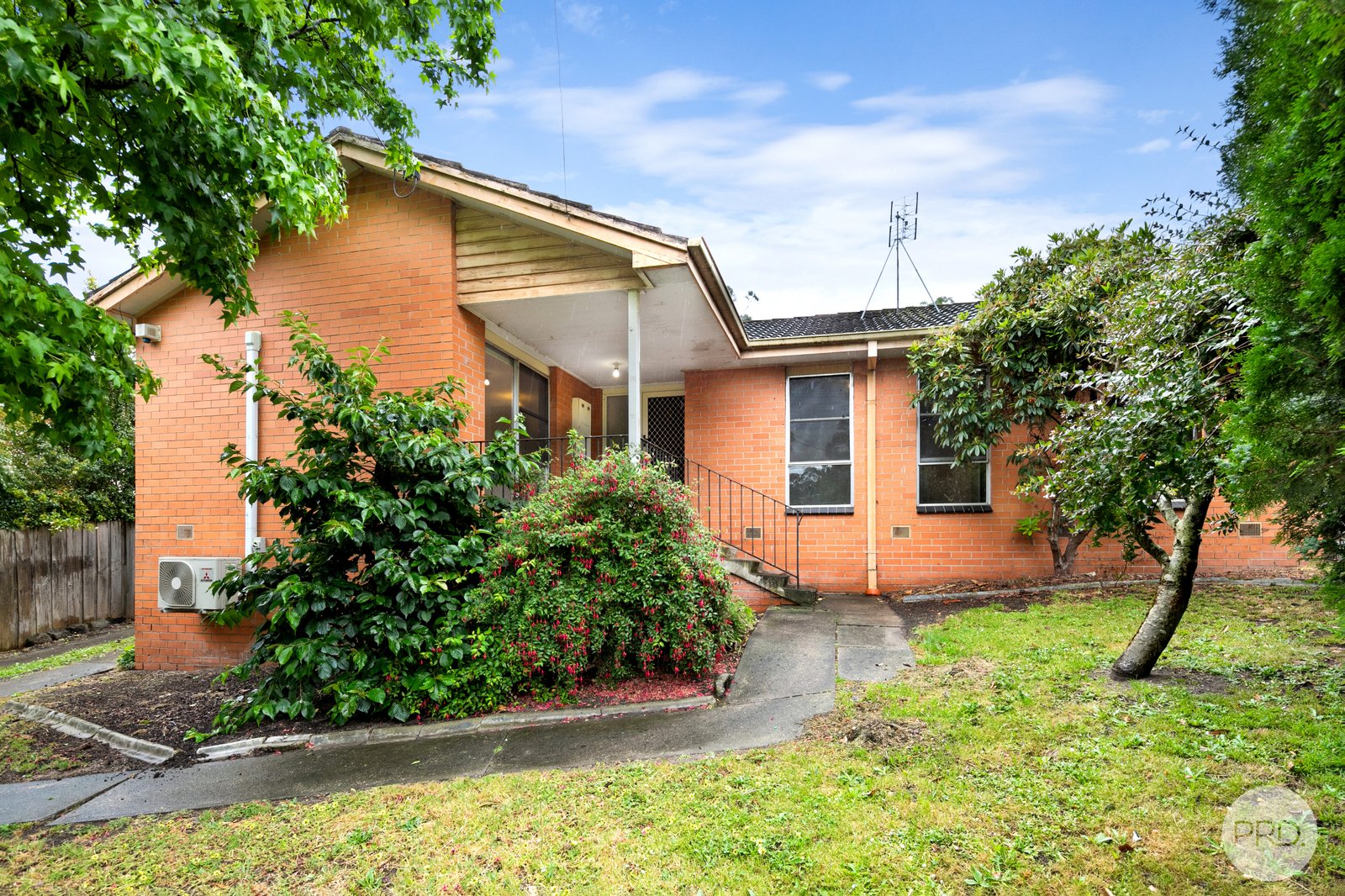 4 Mason Court GOLDEN POINT 1