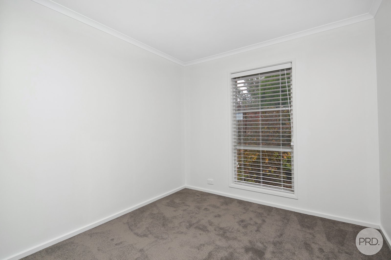 4 Mason Court GOLDEN POINT 8