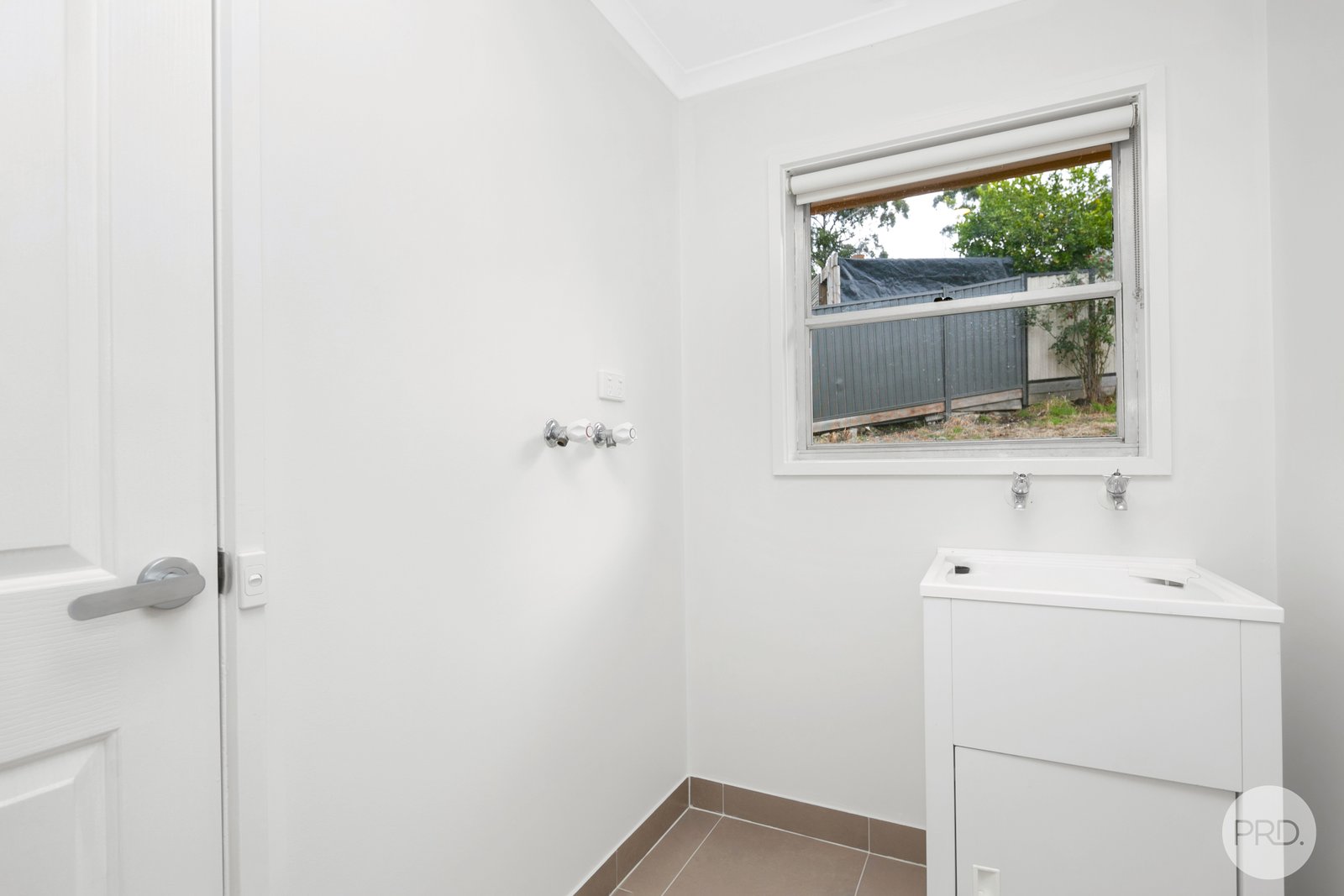 4 Mason Court GOLDEN POINT 10
