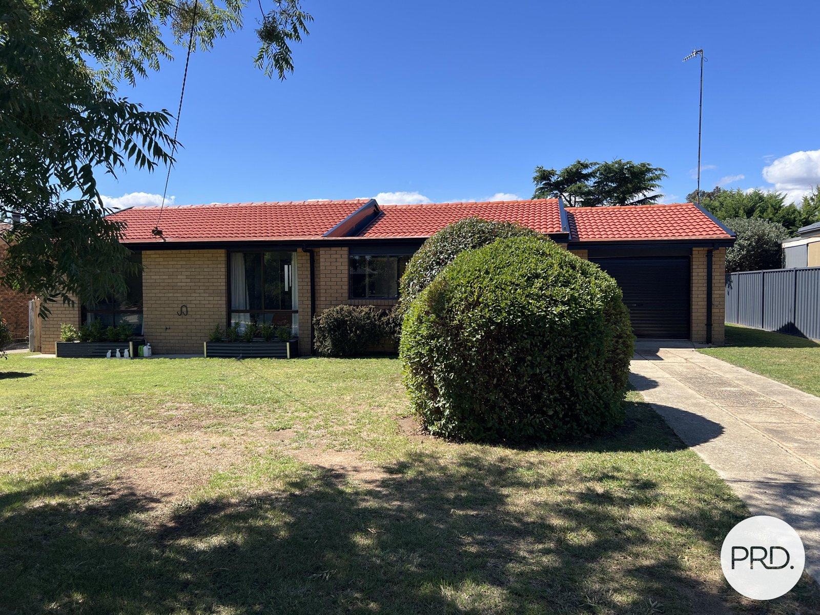 4 Mathews Place BUNGENDORE 1