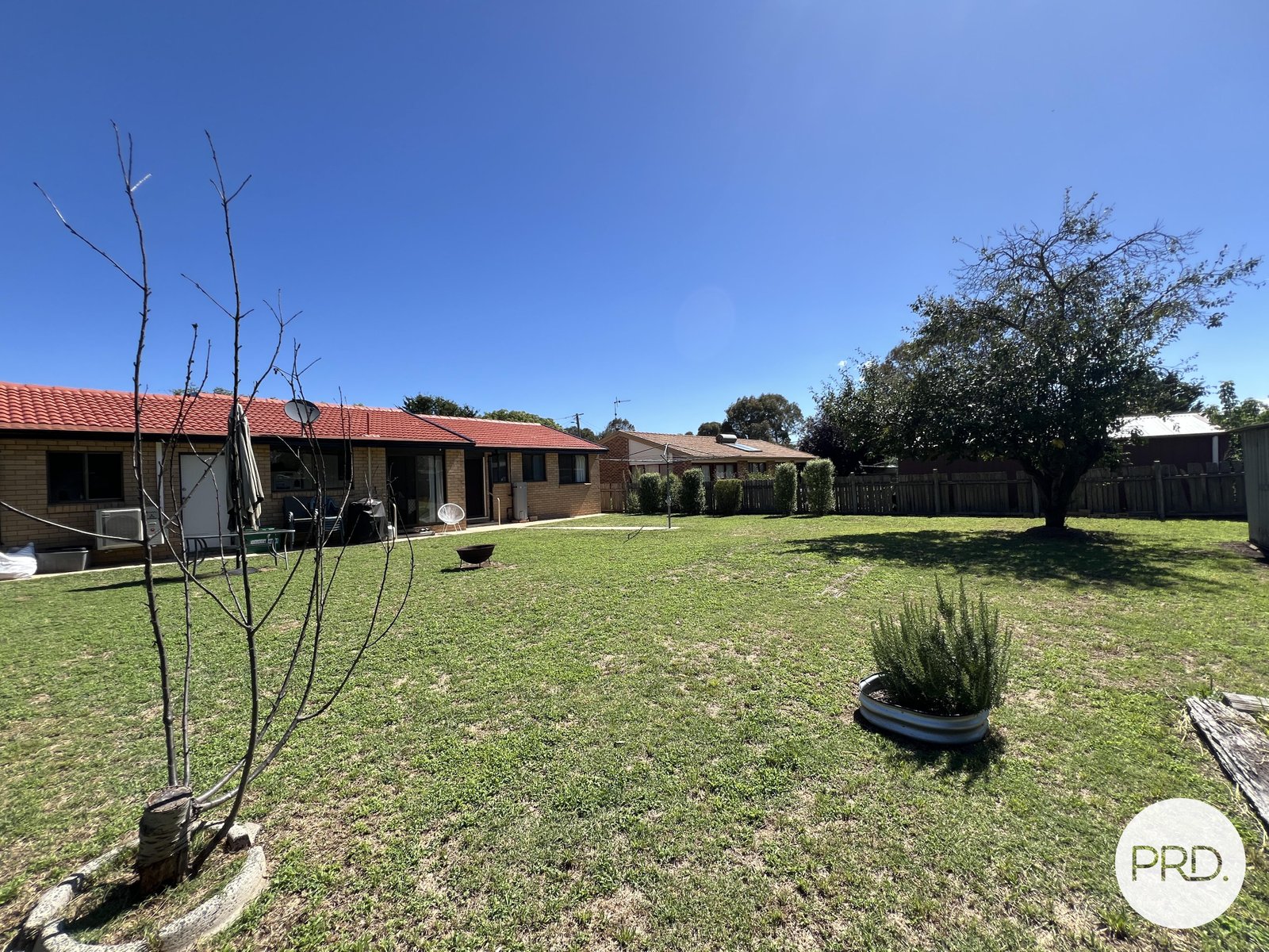 4 Mathews Place BUNGENDORE 14