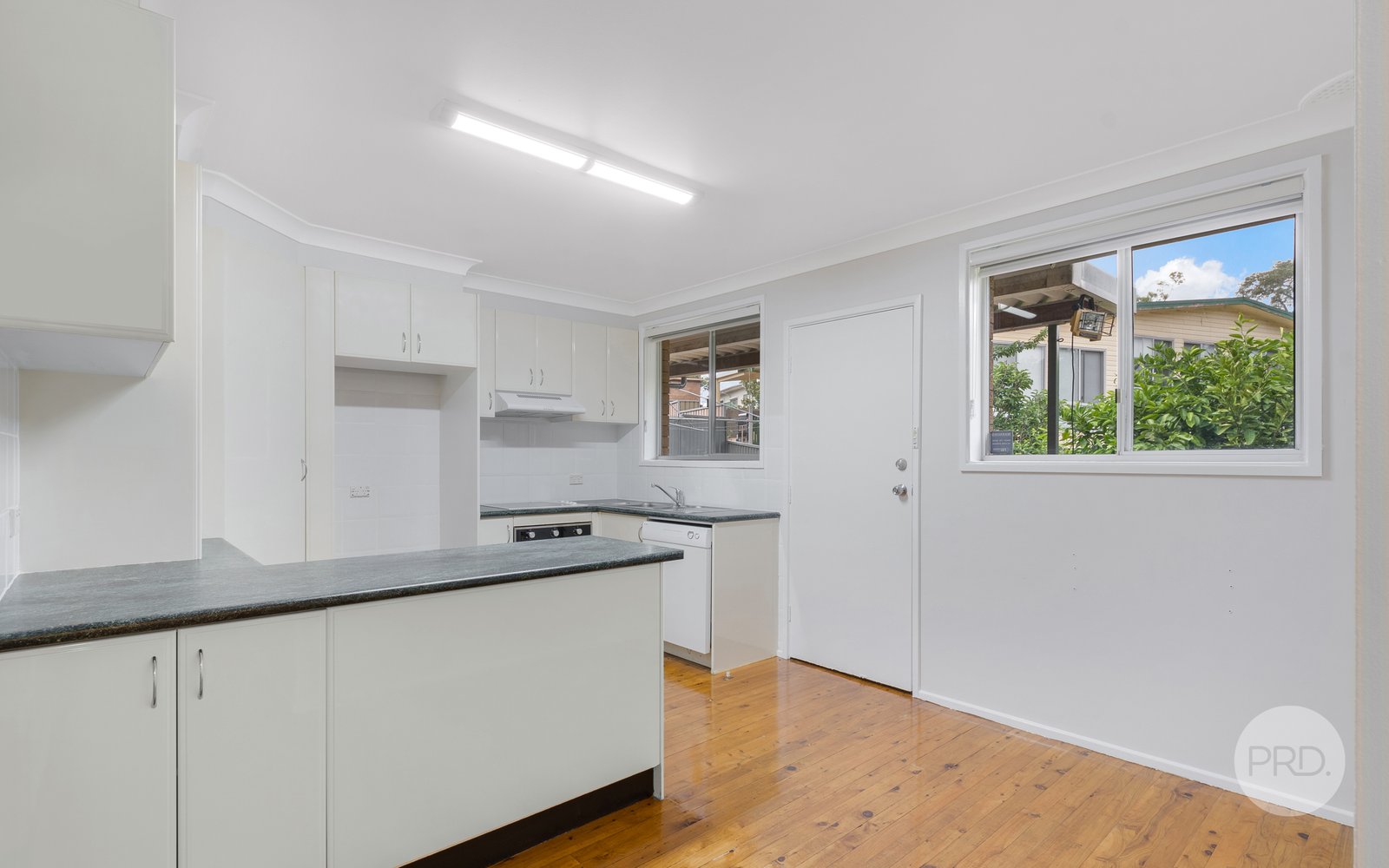 4 Maunder Place WARRAGAMBA 6