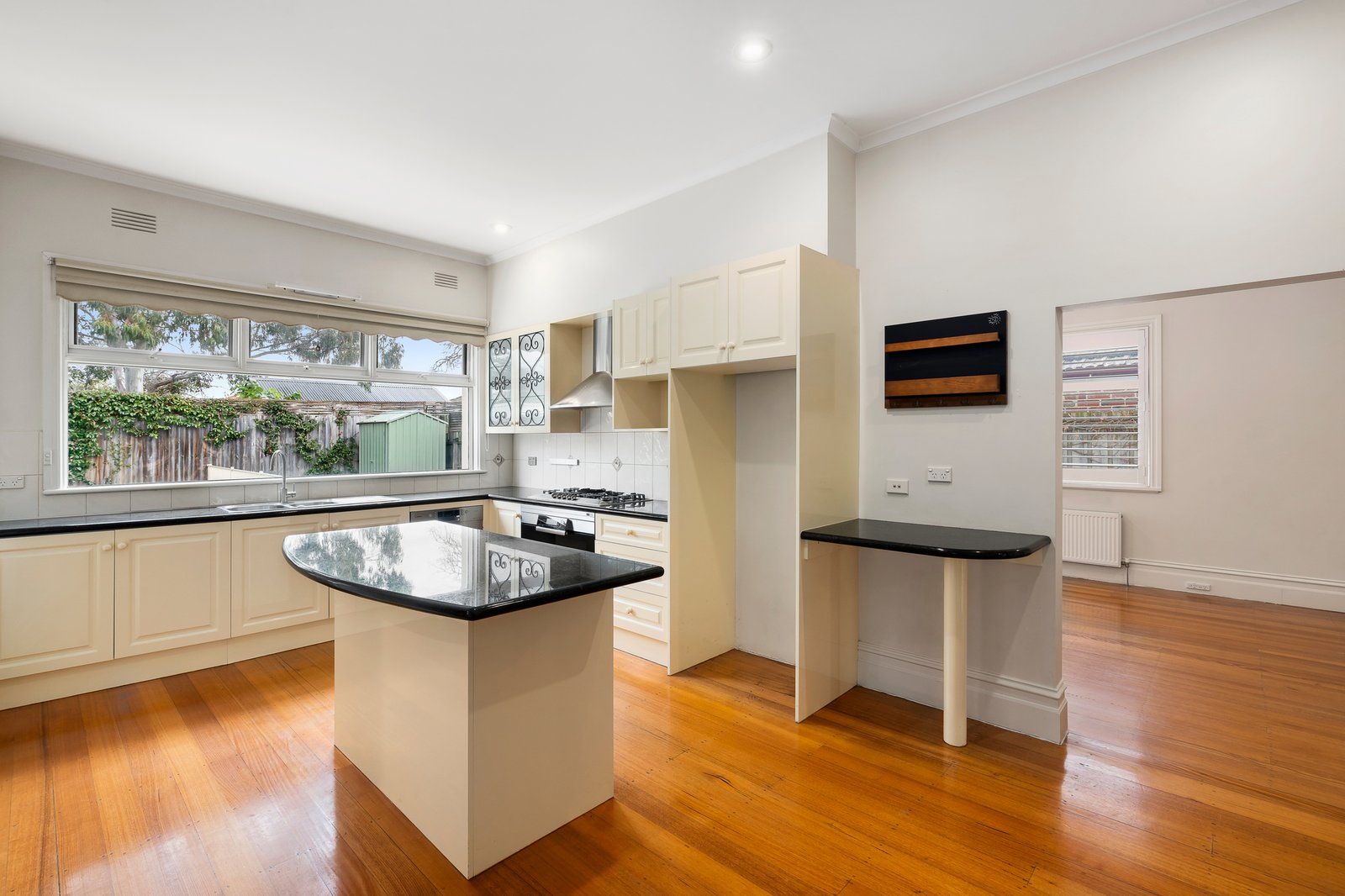 Gallery: 4 Mayrose Crescent