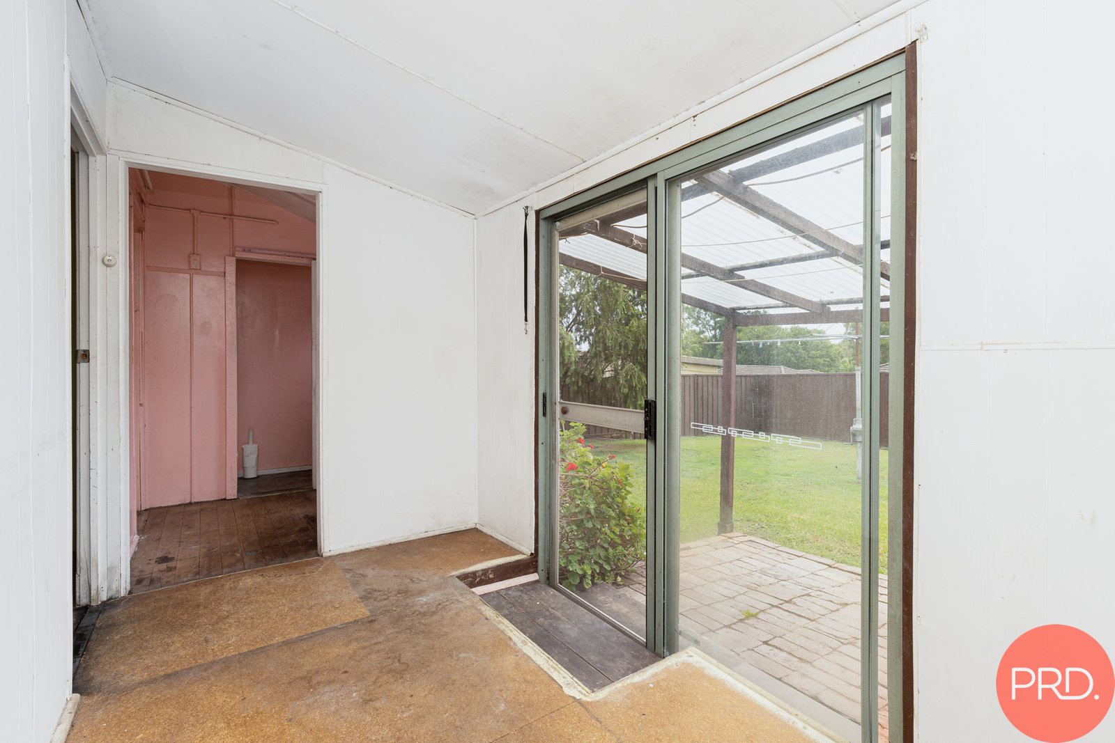 4 McArthur Street TELARAH 11