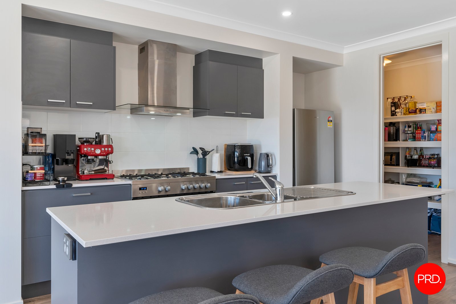 4 McCubbin Street HUNTLY 6