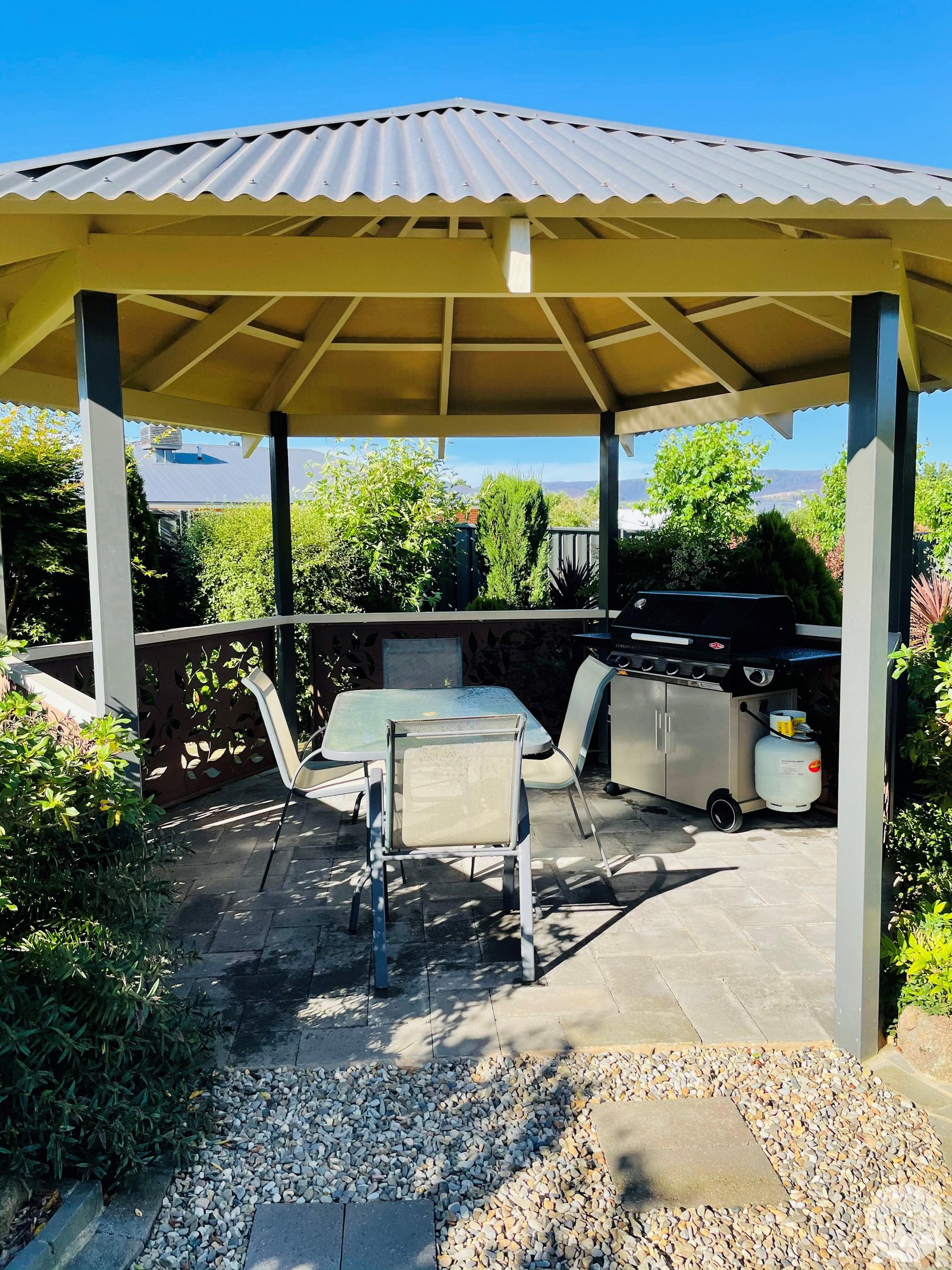 4 McEwan Court TUMBARUMBA 10