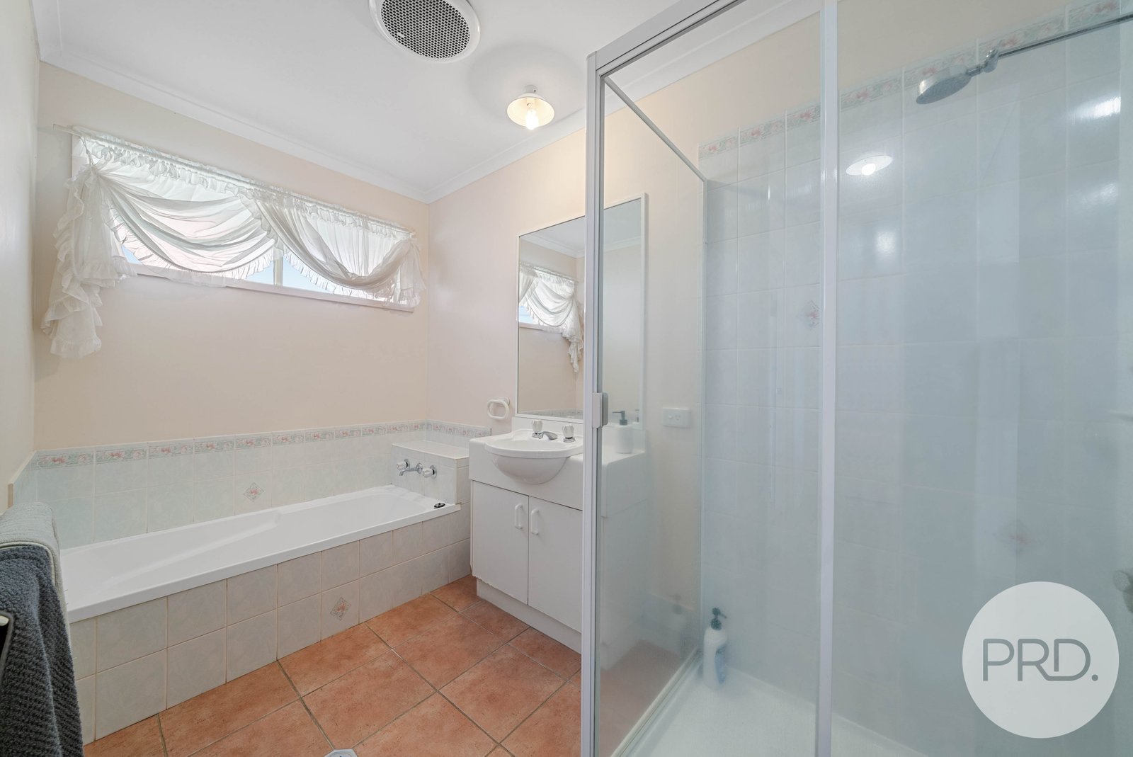 4 Mckeown Street ESTELLA 6