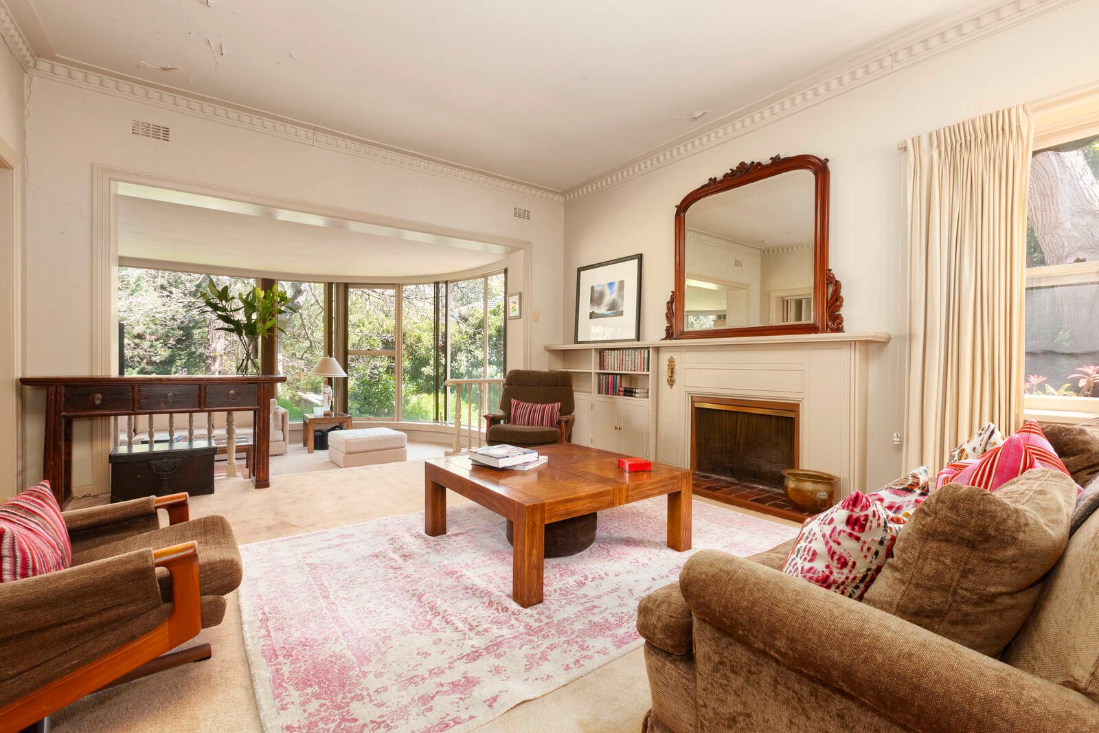 Real Estate and Property in 4 McMaster Court, Toorak, VIC