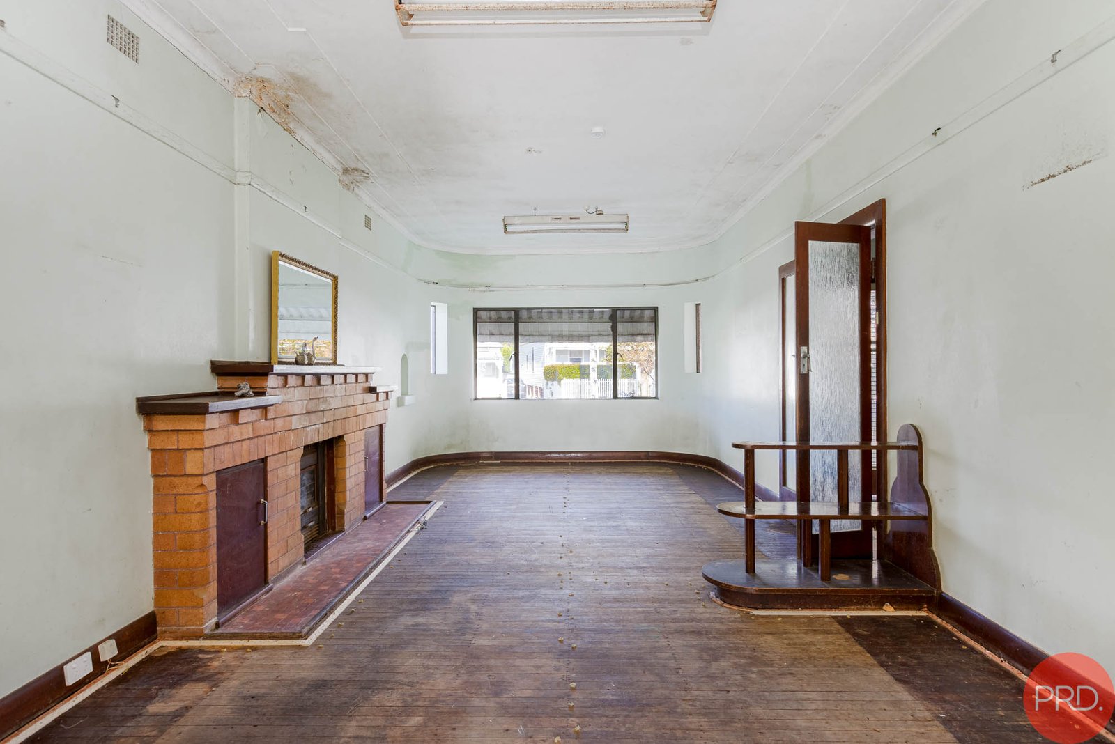 4 Melrose Street LORN 5