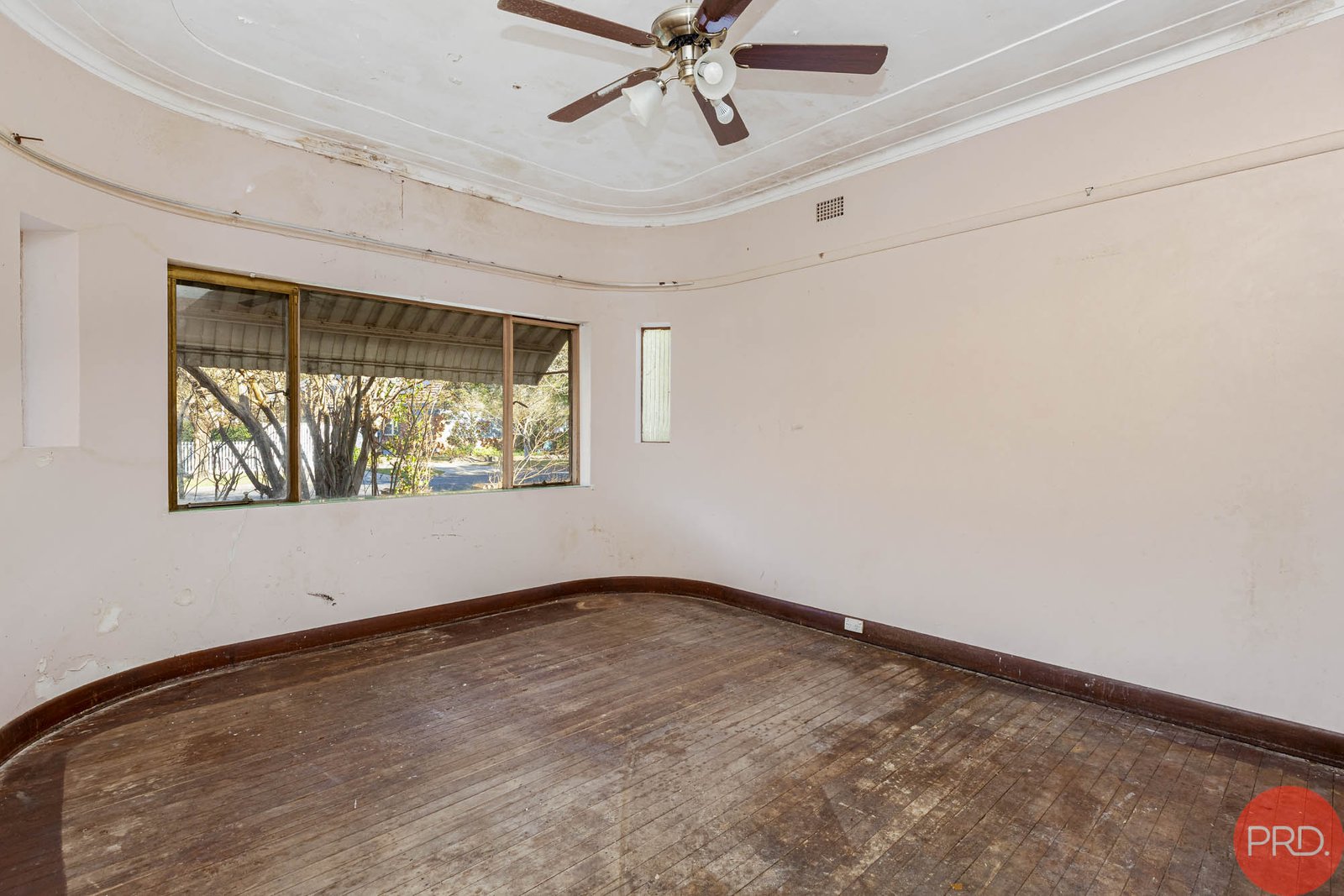 4 Melrose Street LORN 7