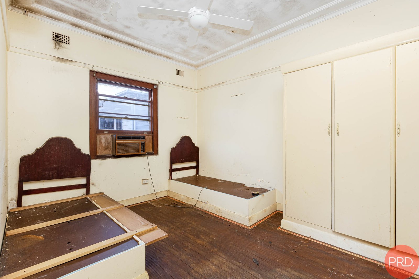 4 Melrose Street LORN 10