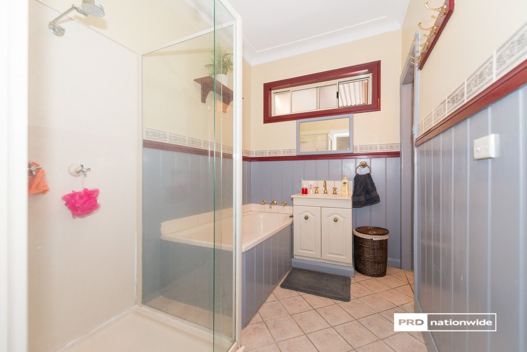 4 Melrose Street TAMWORTH 8