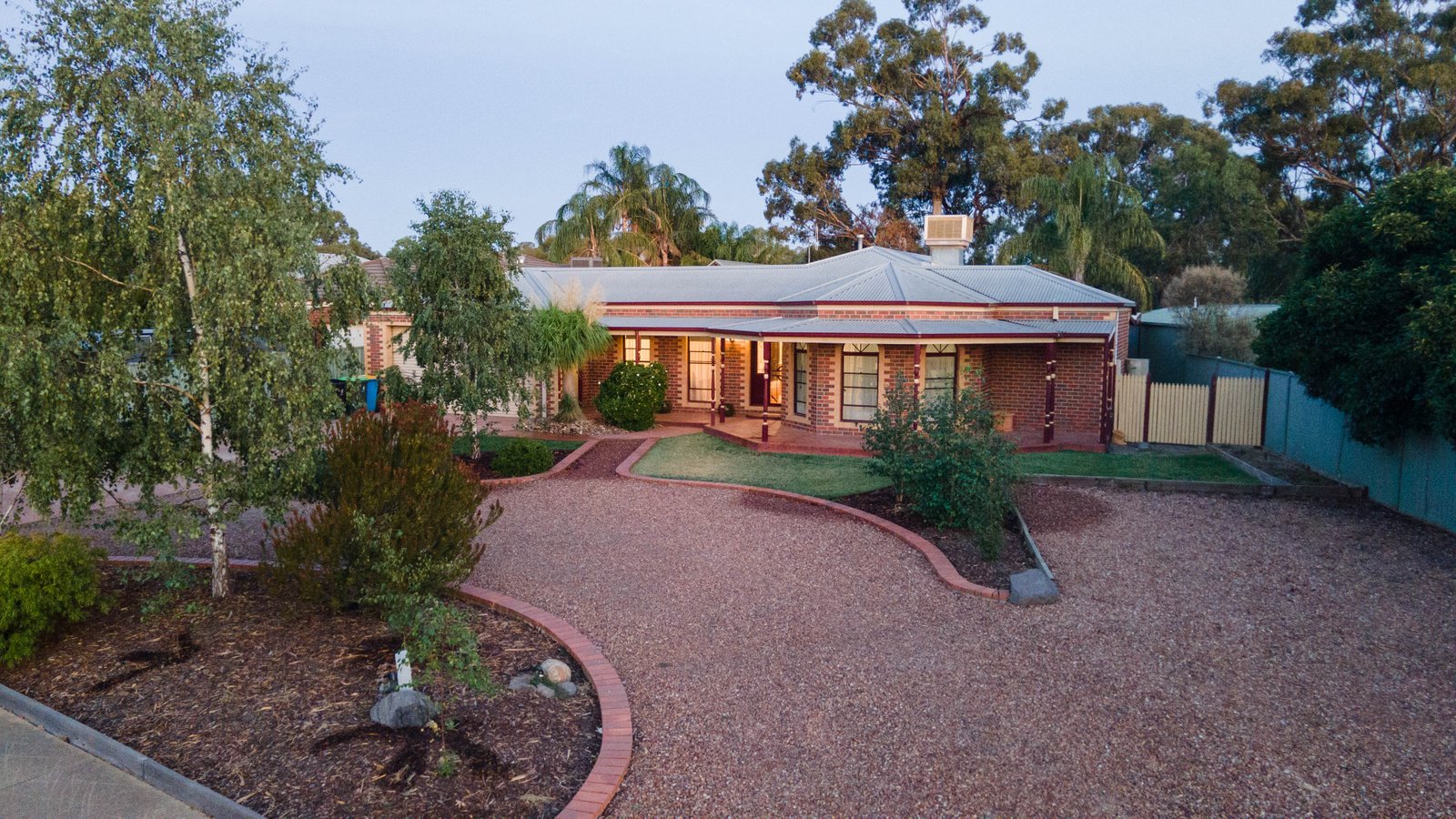 4 Menzies Crescent SHEPPARTON 2