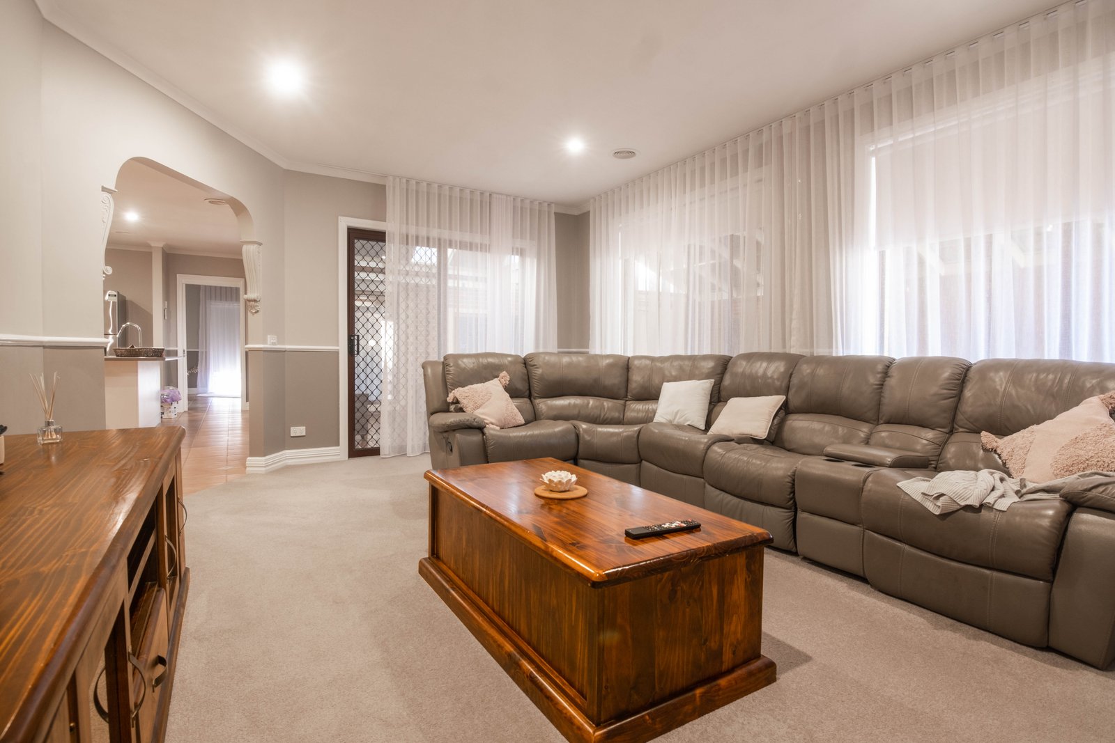 4 Menzies Crescent SHEPPARTON 6