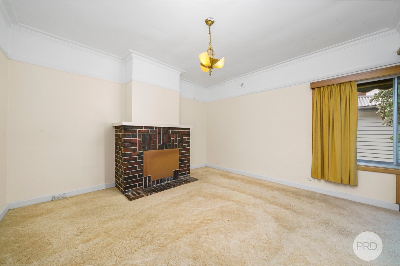 4 Meredith Street NEW TOWN 11