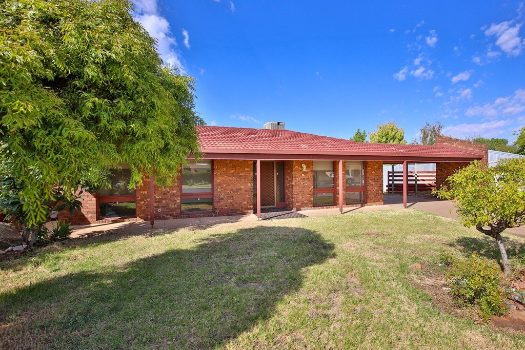4 Merinda Court MILDURA 1