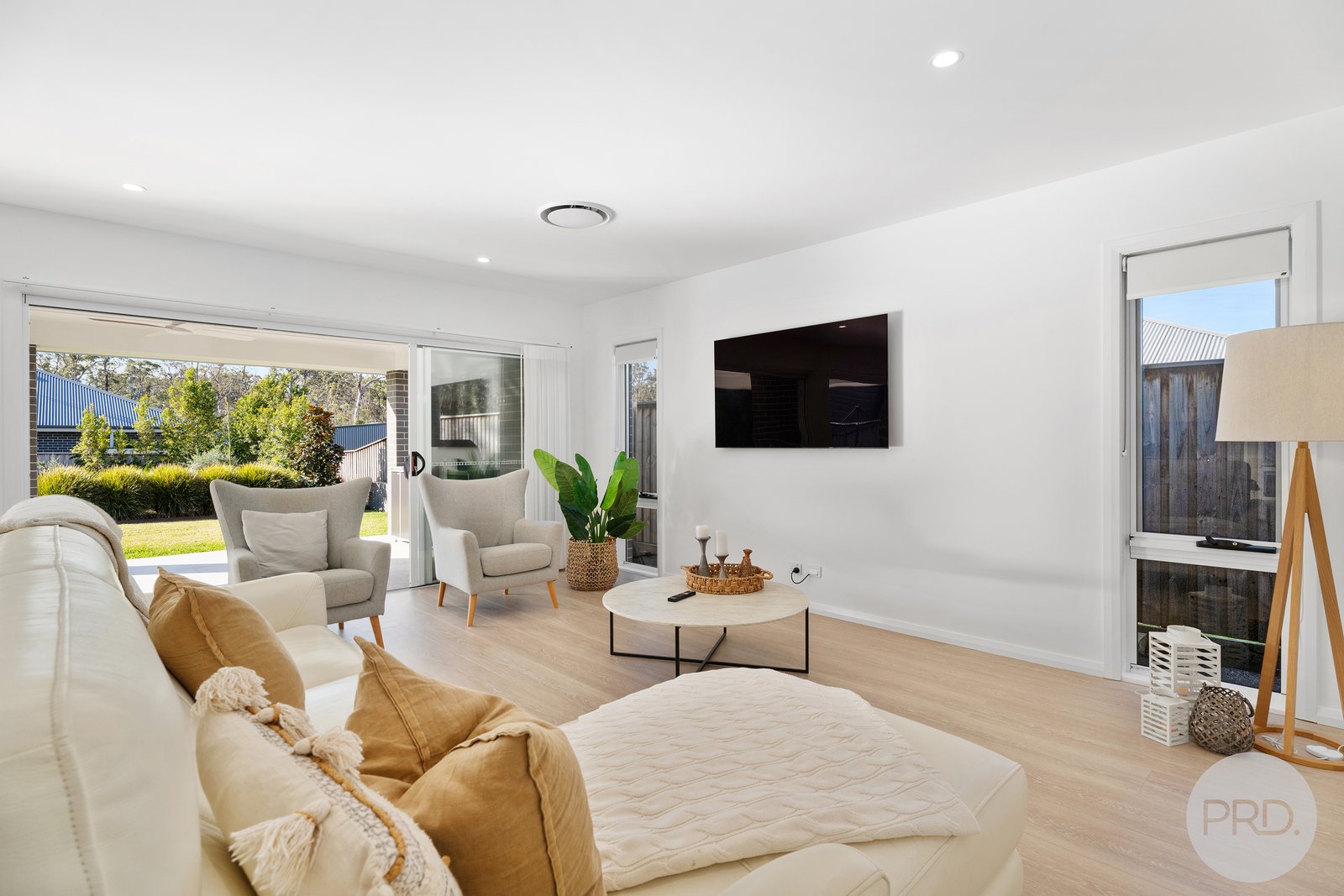 4 Miami Close MEDOWIE 12