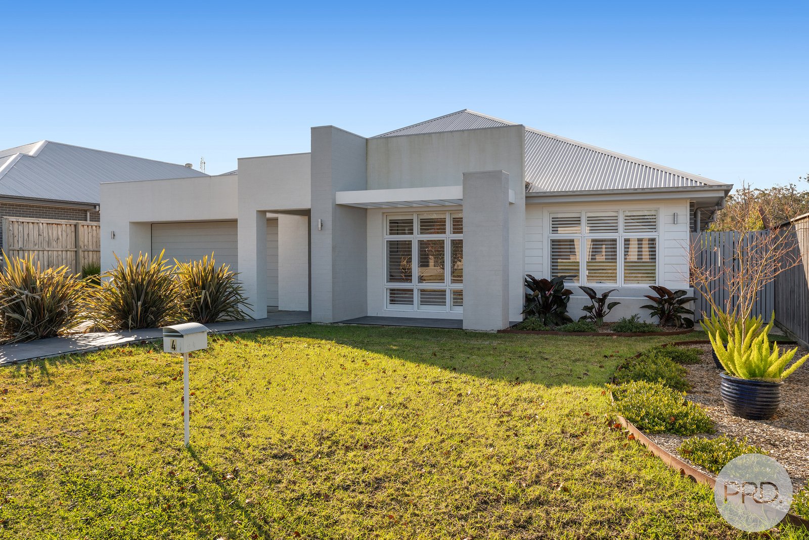 4 Miami Close MEDOWIE 27