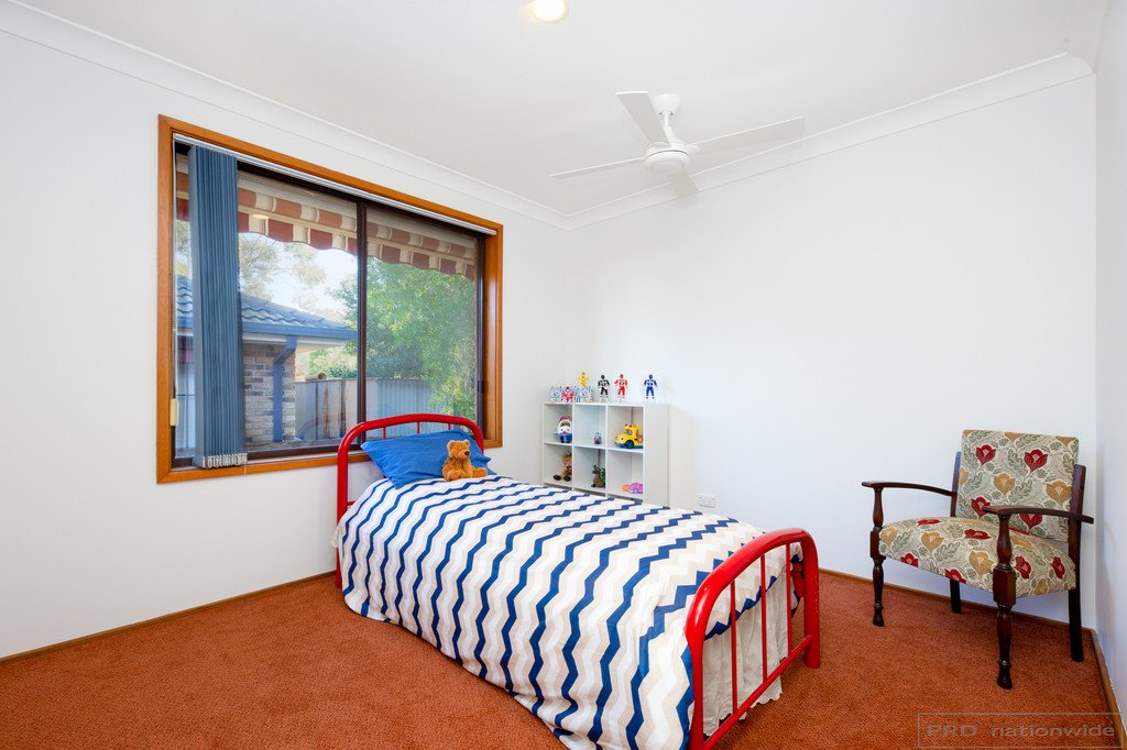 4 Midway Close ASHTONFIELD 13