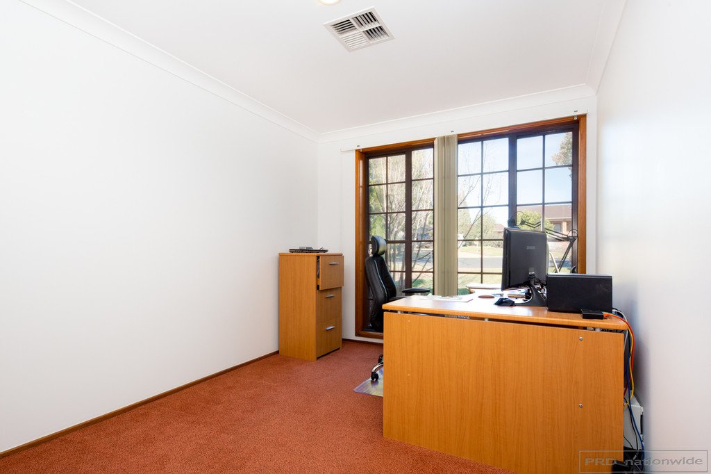 4 Midway Close ASHTONFIELD 14