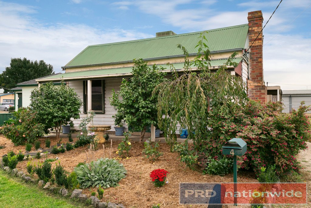 4 Miller Street SEBASTOPOL 1
