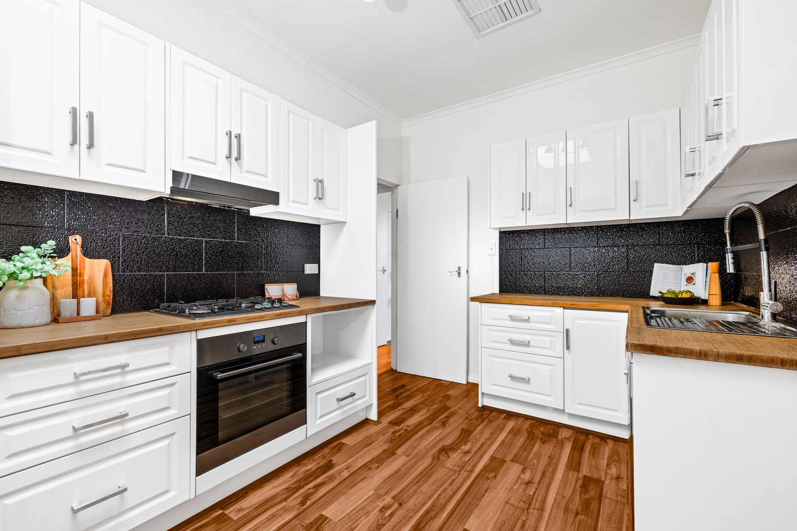 Gallery: 4 Mitchell Avenue
