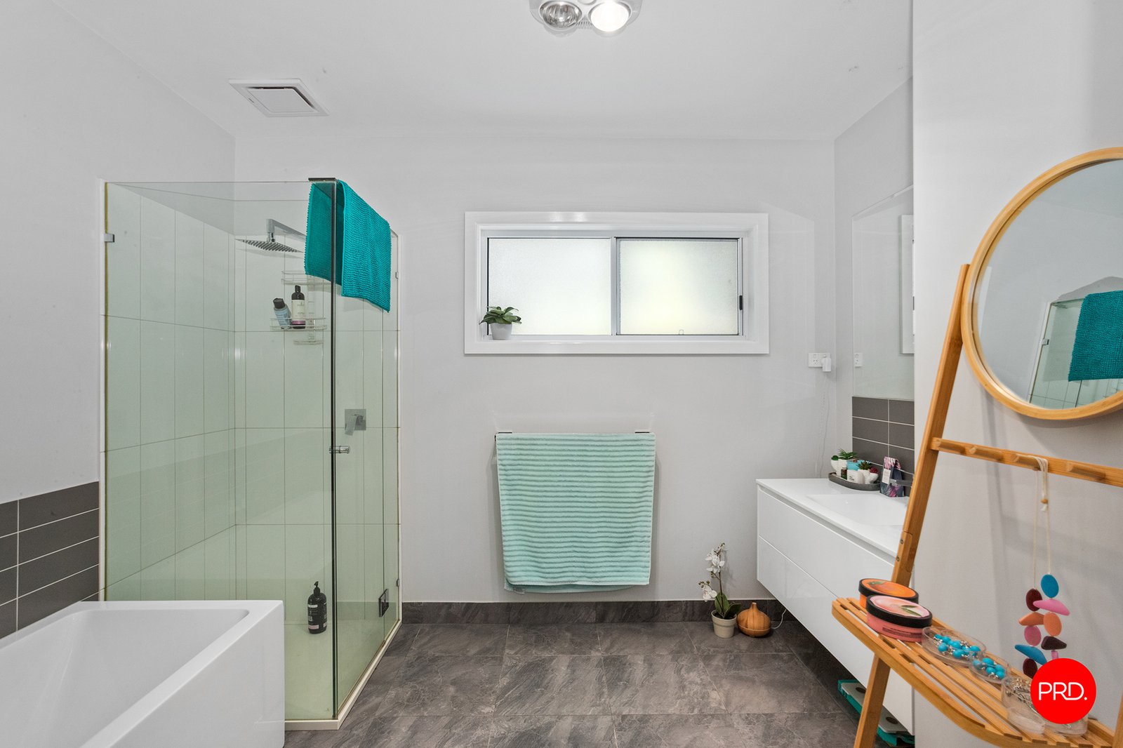 4 Moray Crescent NORTH BENDIGO 16