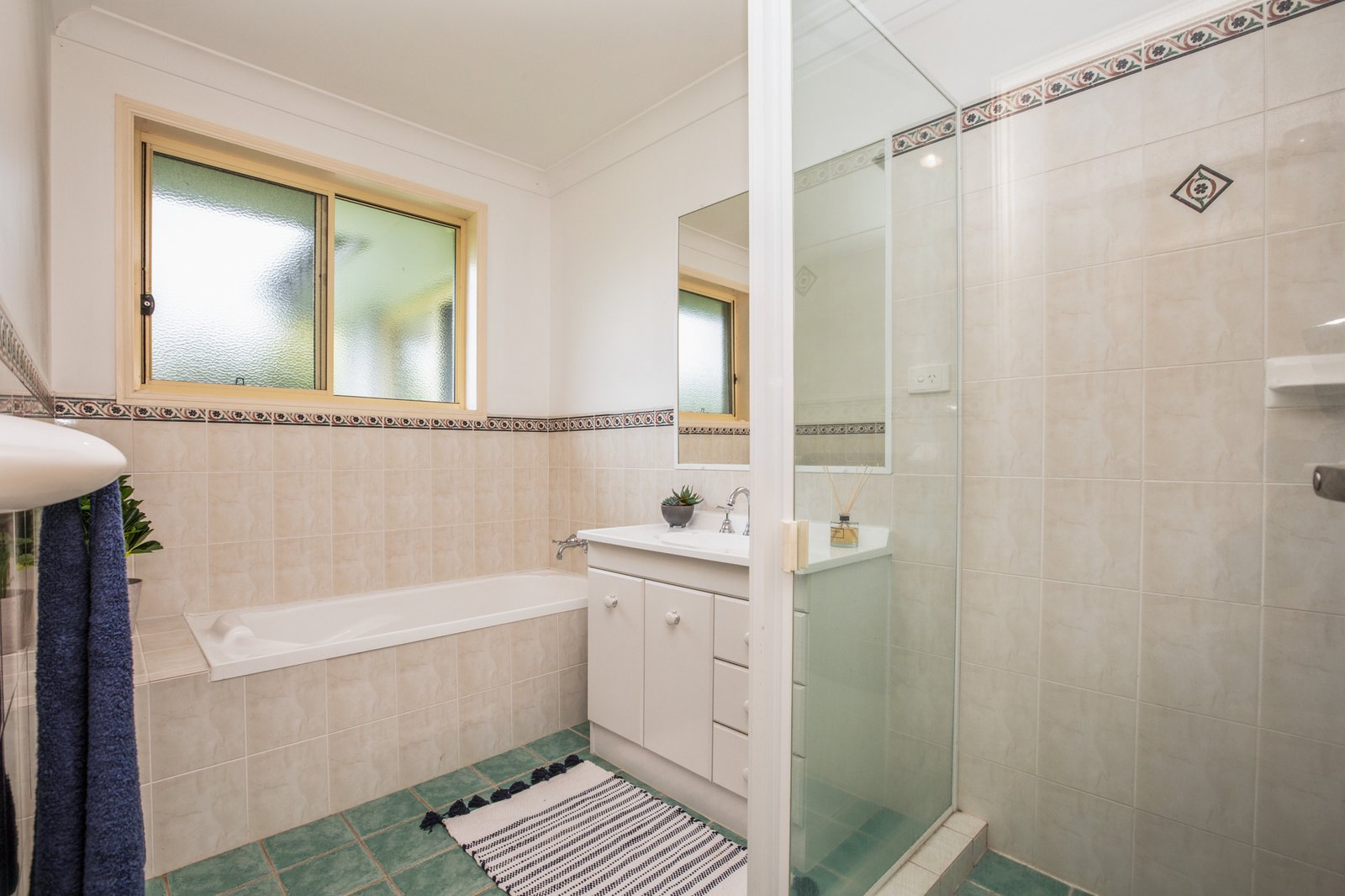 4 Morpeth Views WALLALONG 16