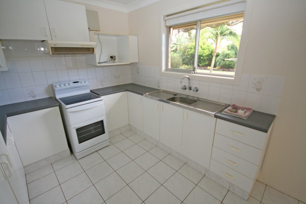 4 Morshead Street TUGUN 3