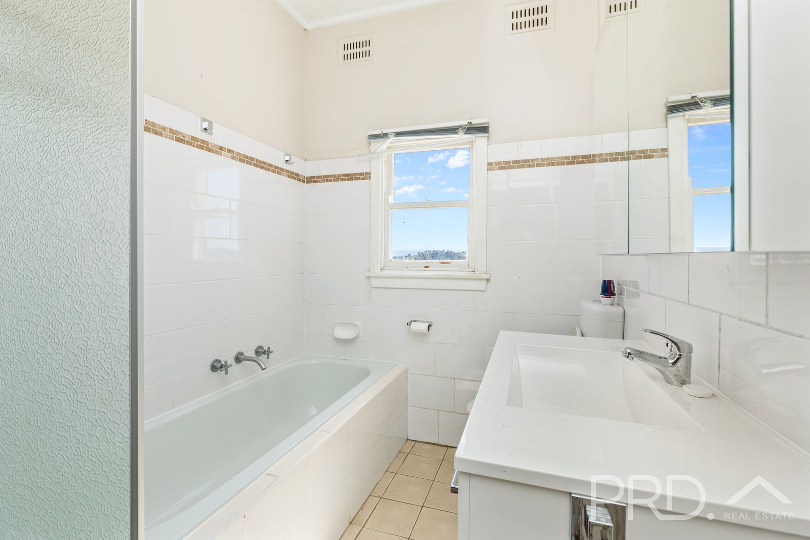 4 Mountain Avenue BATLOW 9