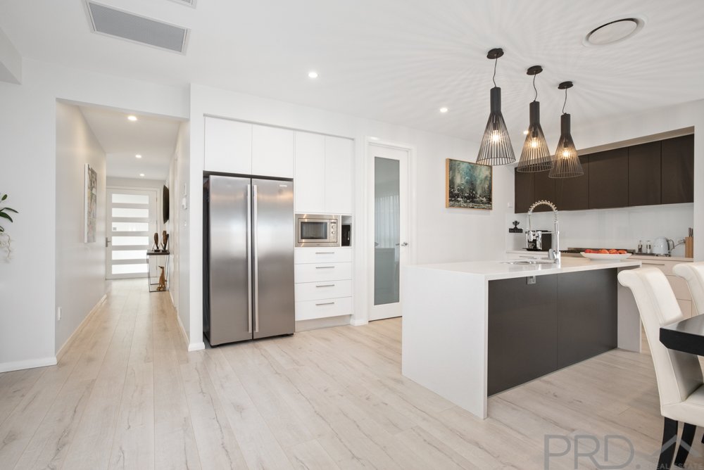 4 Mountain Street CHISHOLM 2