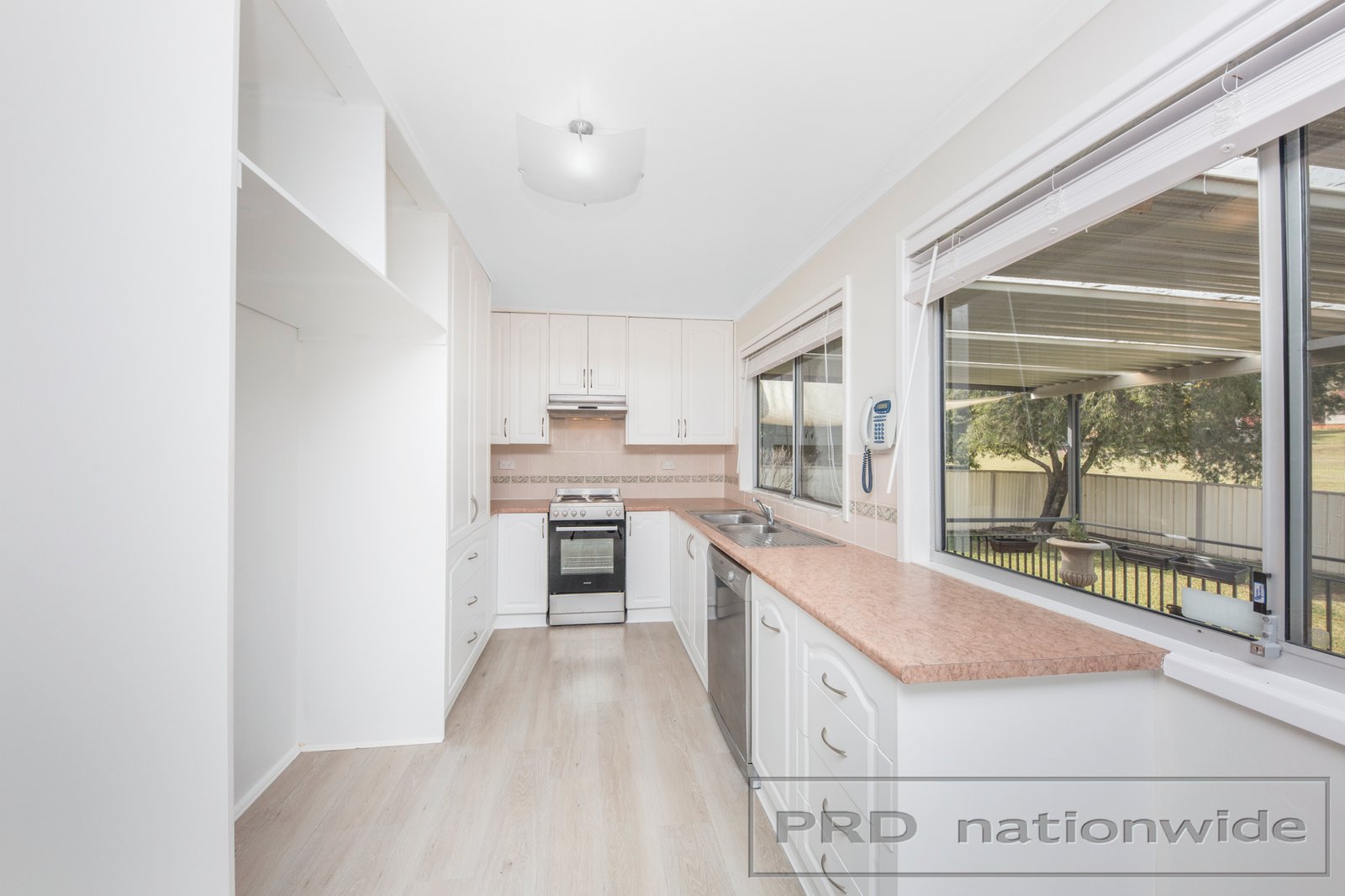 4 Mountbatten Close RUTHERFORD 6