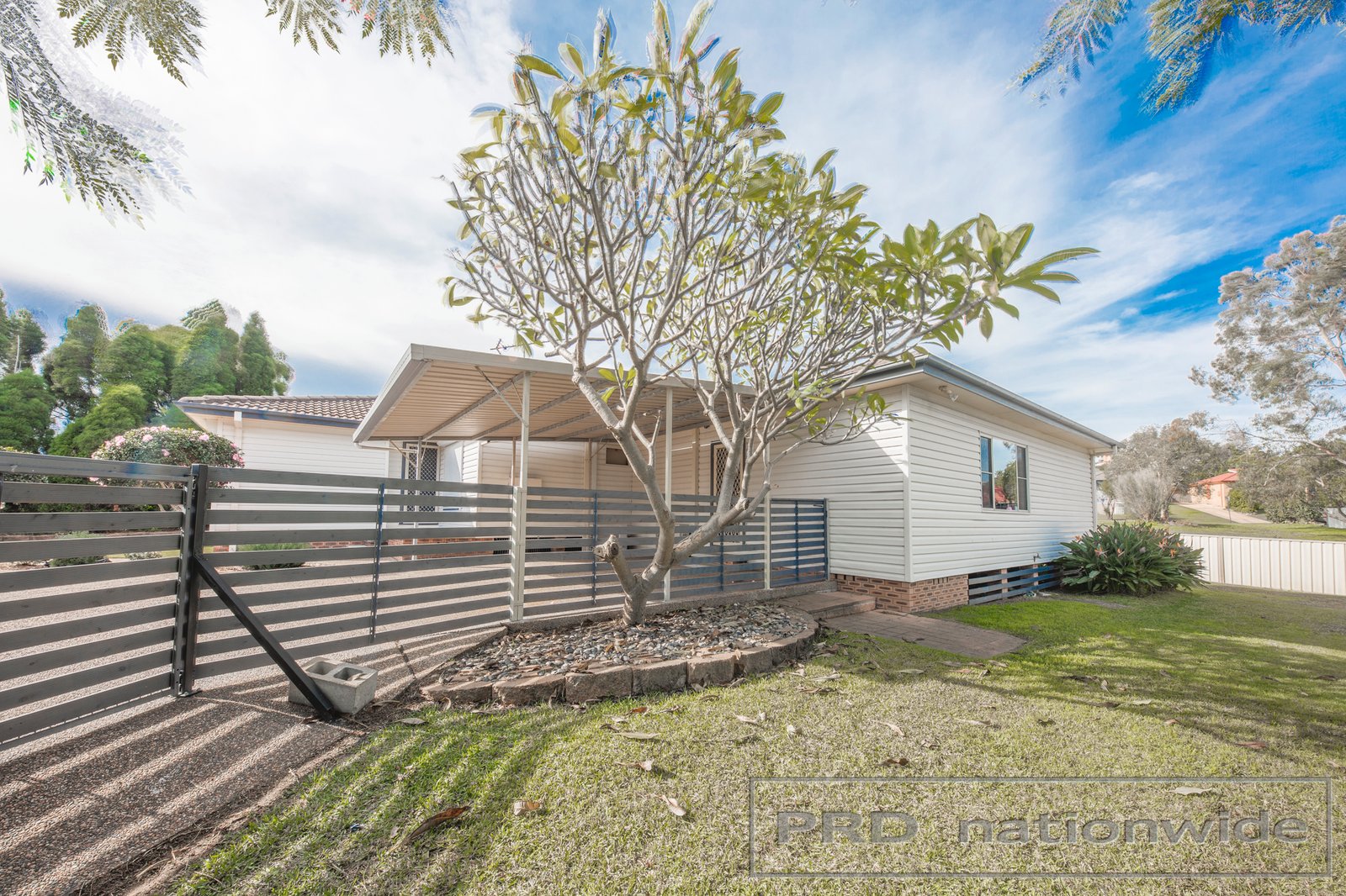 4 Mountbatten Close RUTHERFORD 16