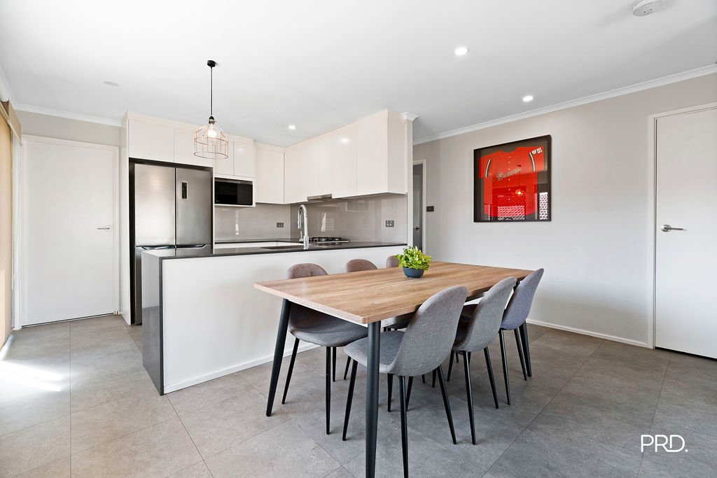 4 Mozart Place CRANEBROOK 3