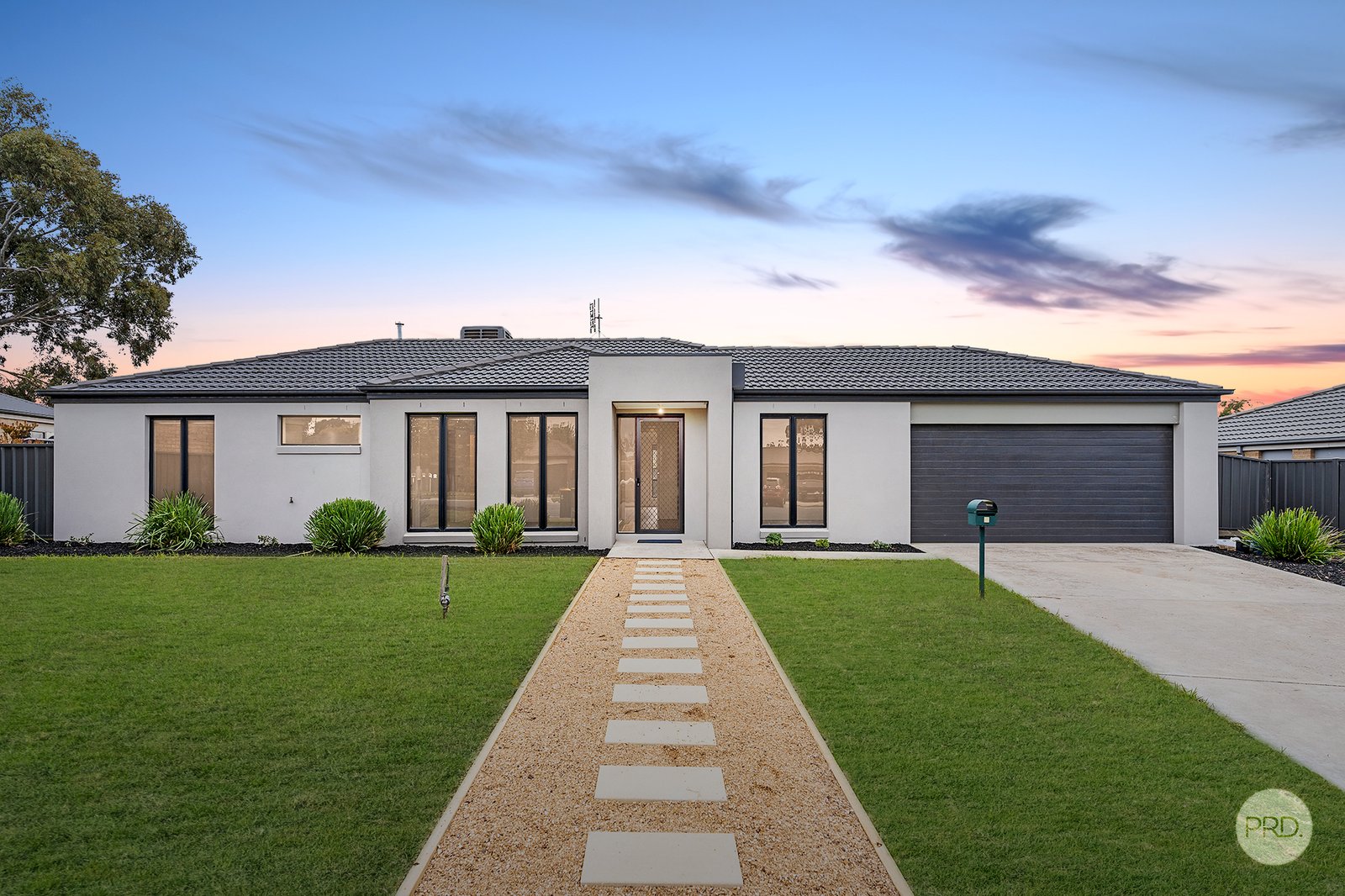 4 Mulberry Lane WHITE HILLS 1