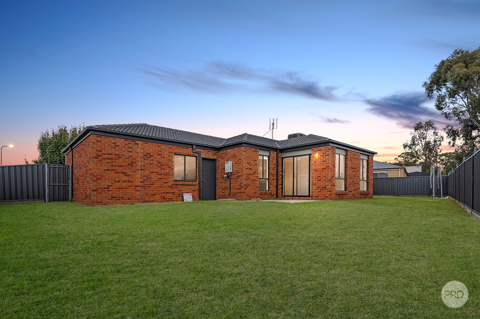 4 Mulberry Lane WHITE HILLS 11