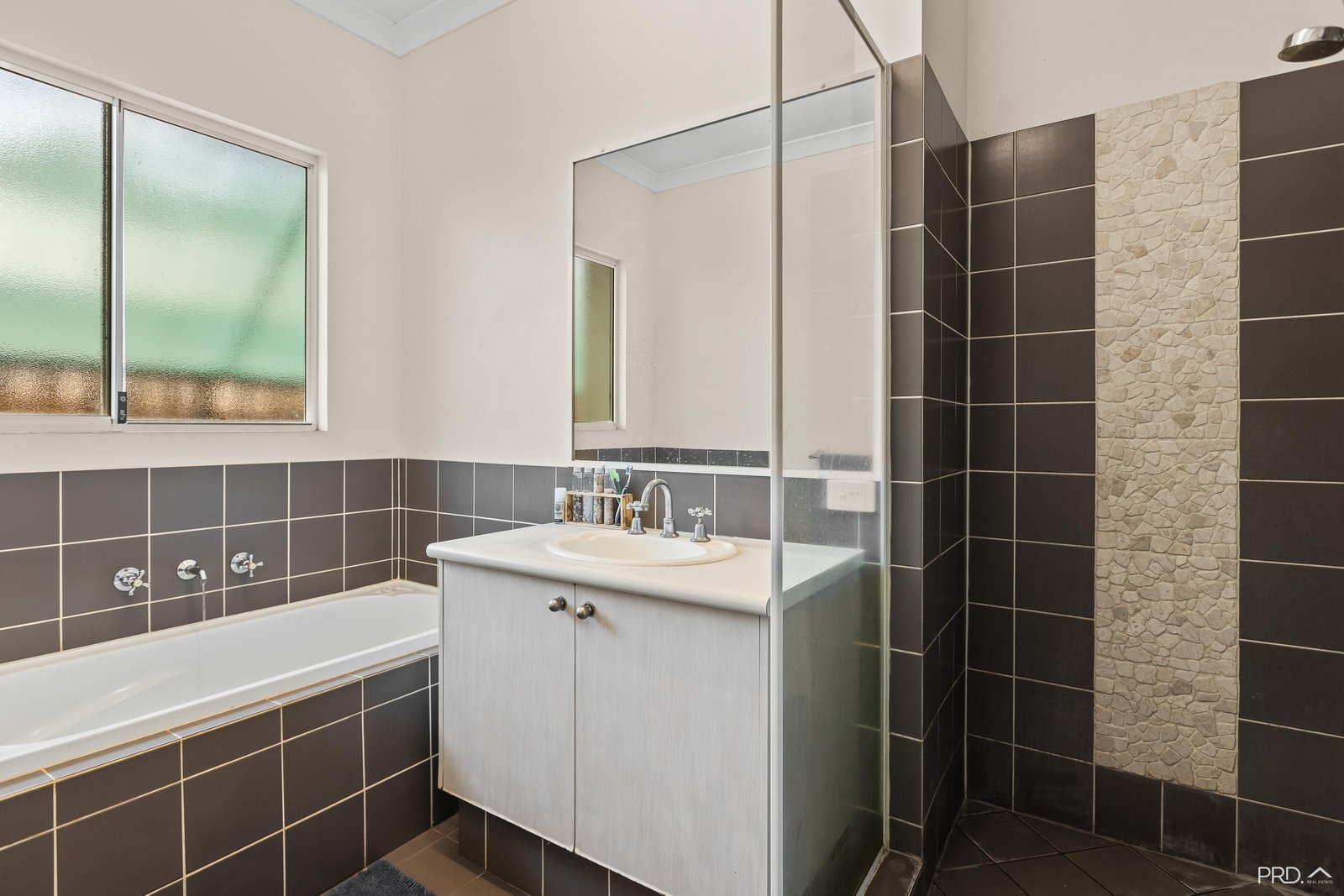 4 Nabarlek Street DJUGUN 6