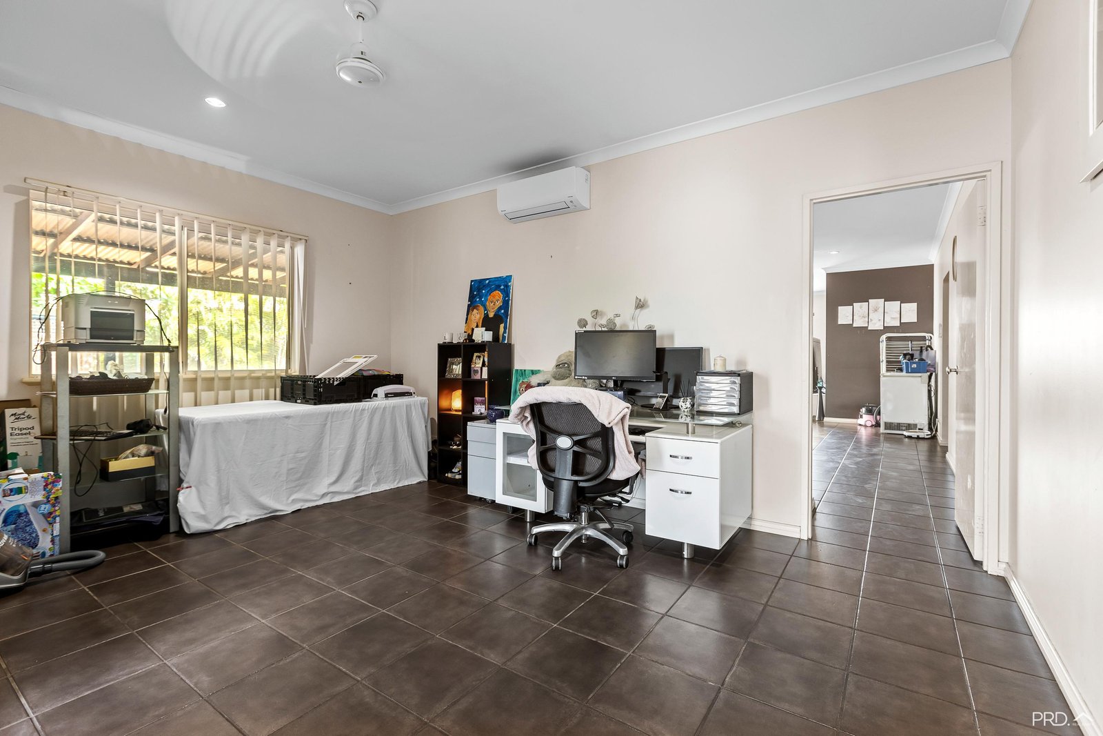 4 Nabarlek Street DJUGUN 11