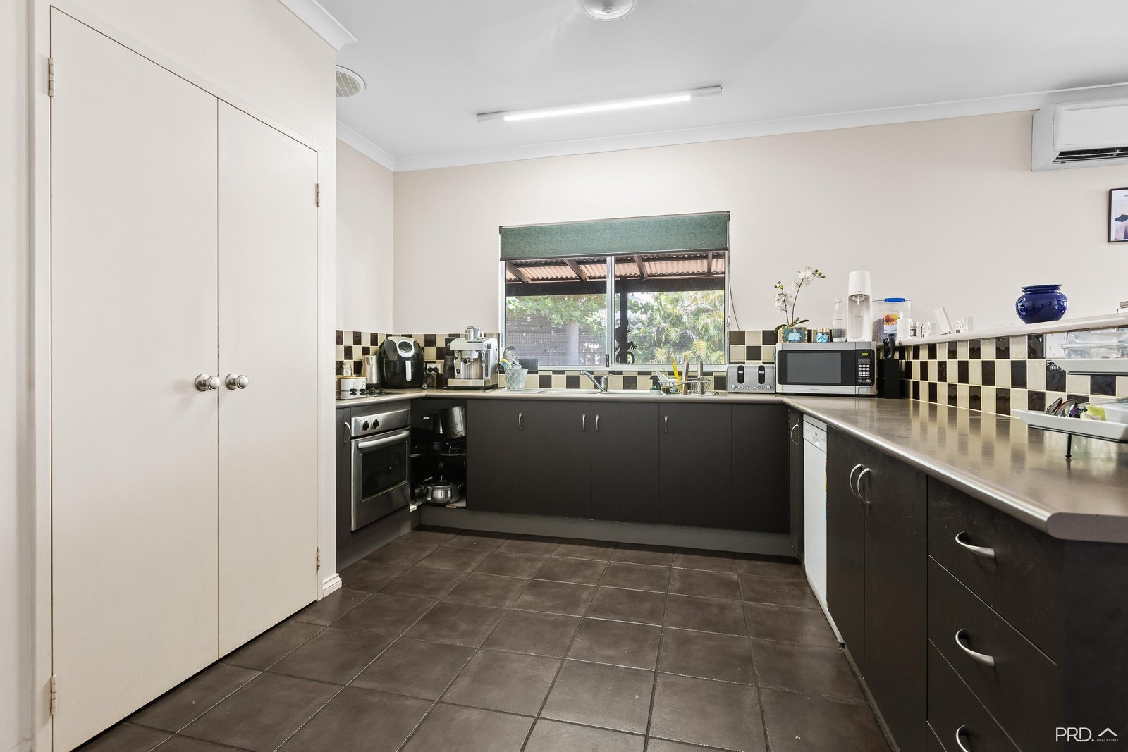 4 Nabarlek Street DJUGUN 13