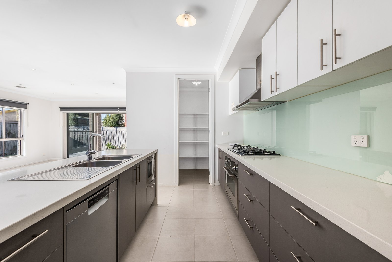 Gallery: 4 Nandina Close