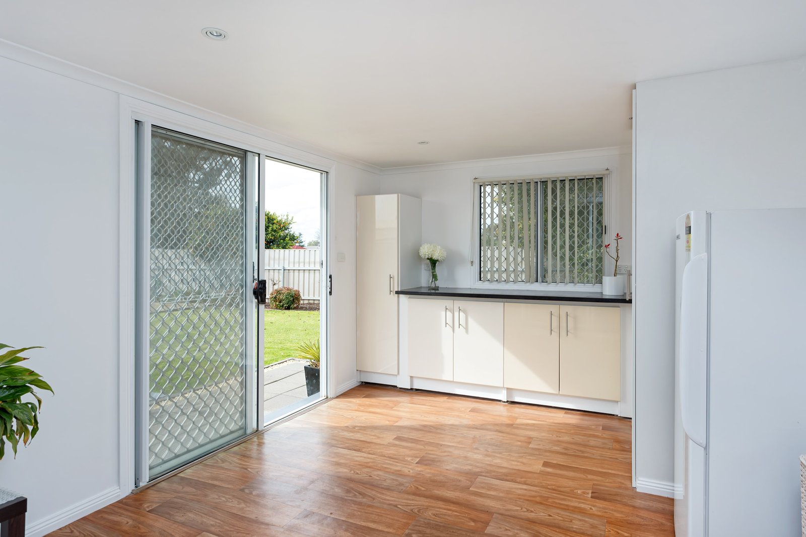 4 Naretha Street GLENFIELD PARK 9