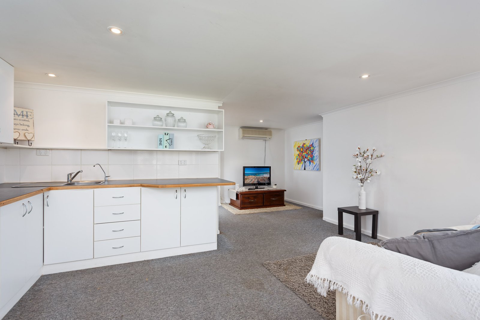 4 Naretha Street GLENFIELD PARK 12