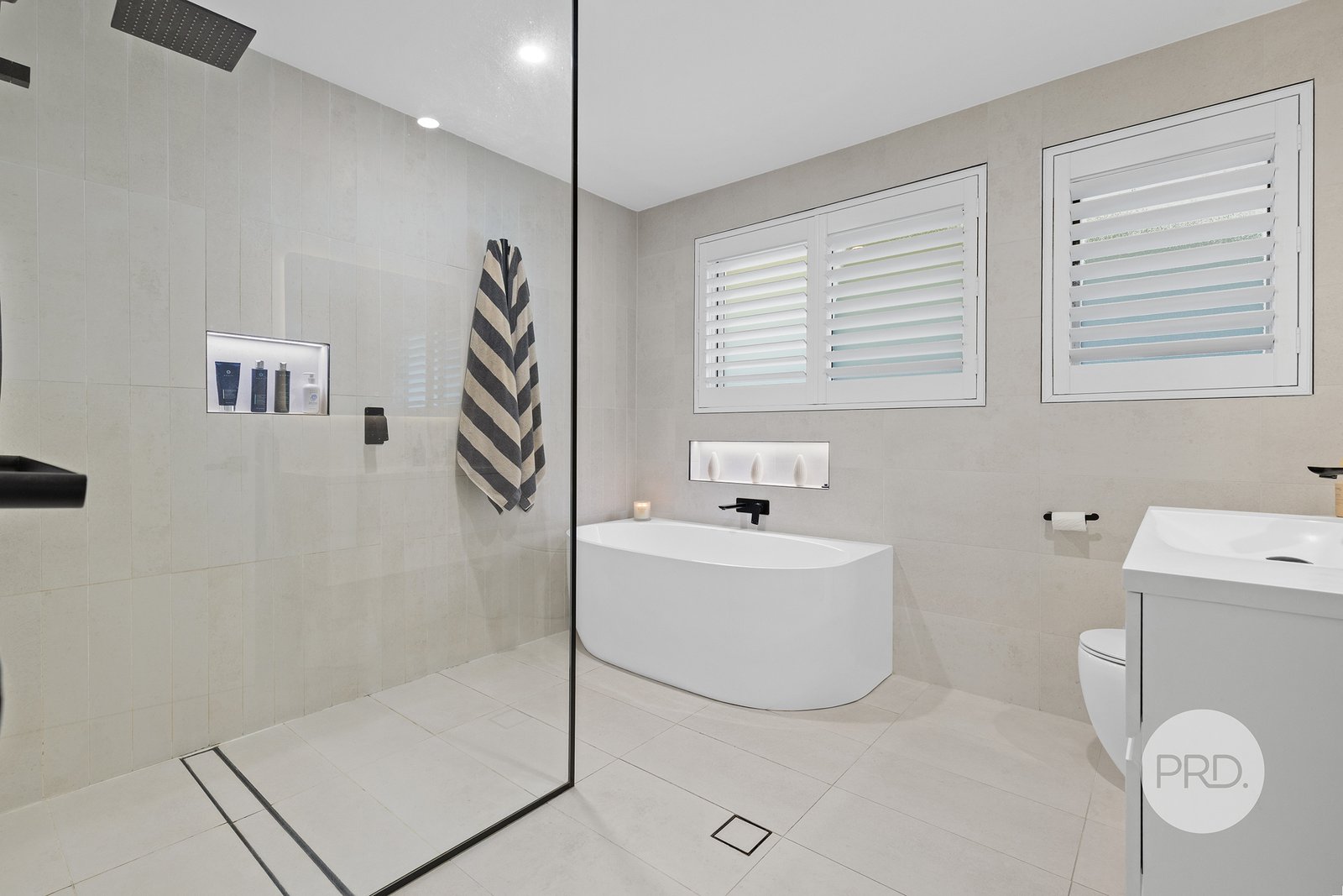 4 Nariel Place PEAKHURST HEIGHTS 4